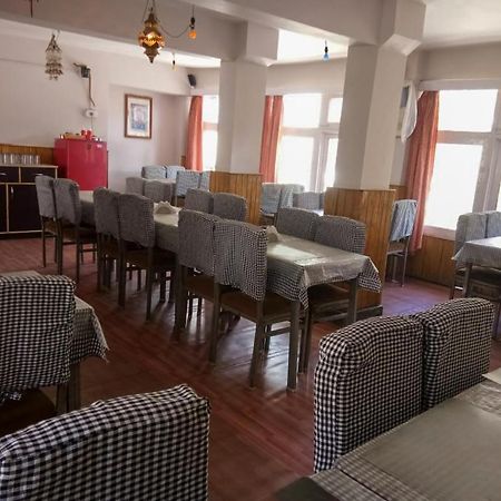 Hotel Gyespa Kyelang ภายนอก รูปภาพ