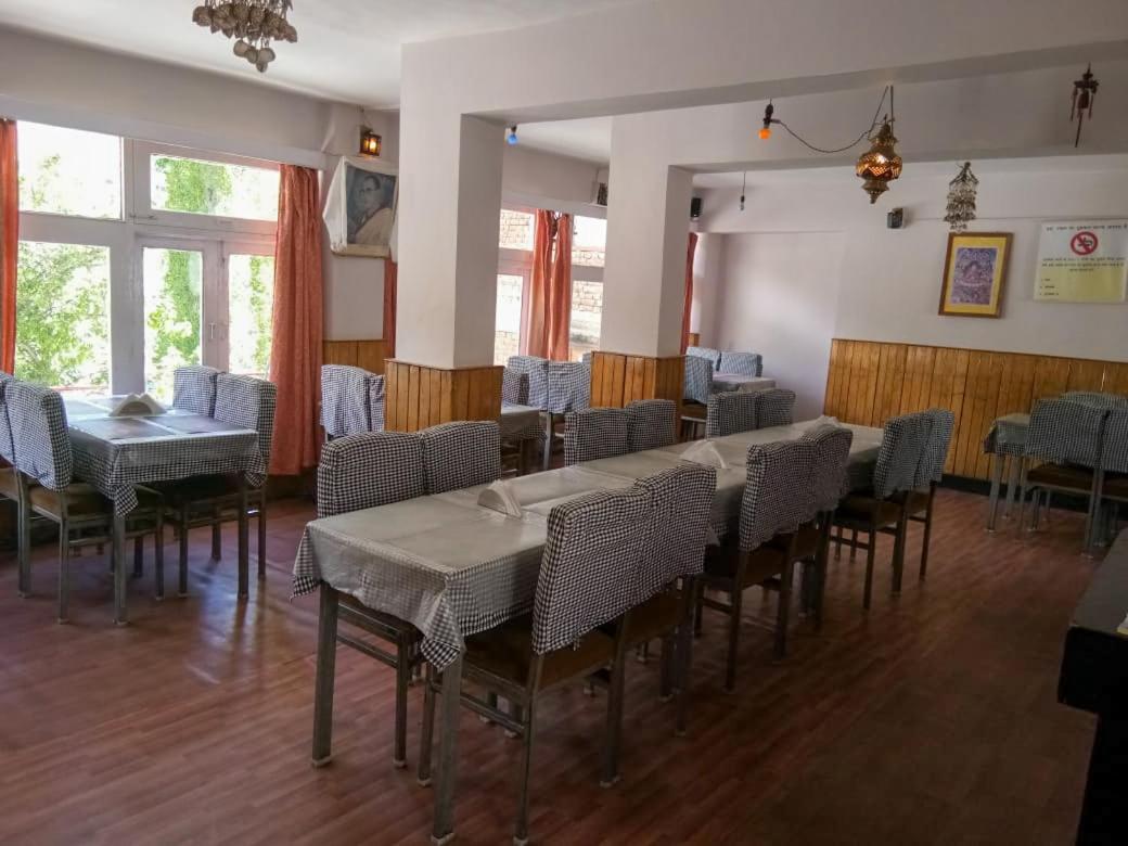 Hotel Gyespa Kyelang ภายนอก รูปภาพ