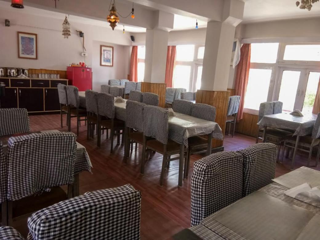 Hotel Gyespa Kyelang ภายนอก รูปภาพ